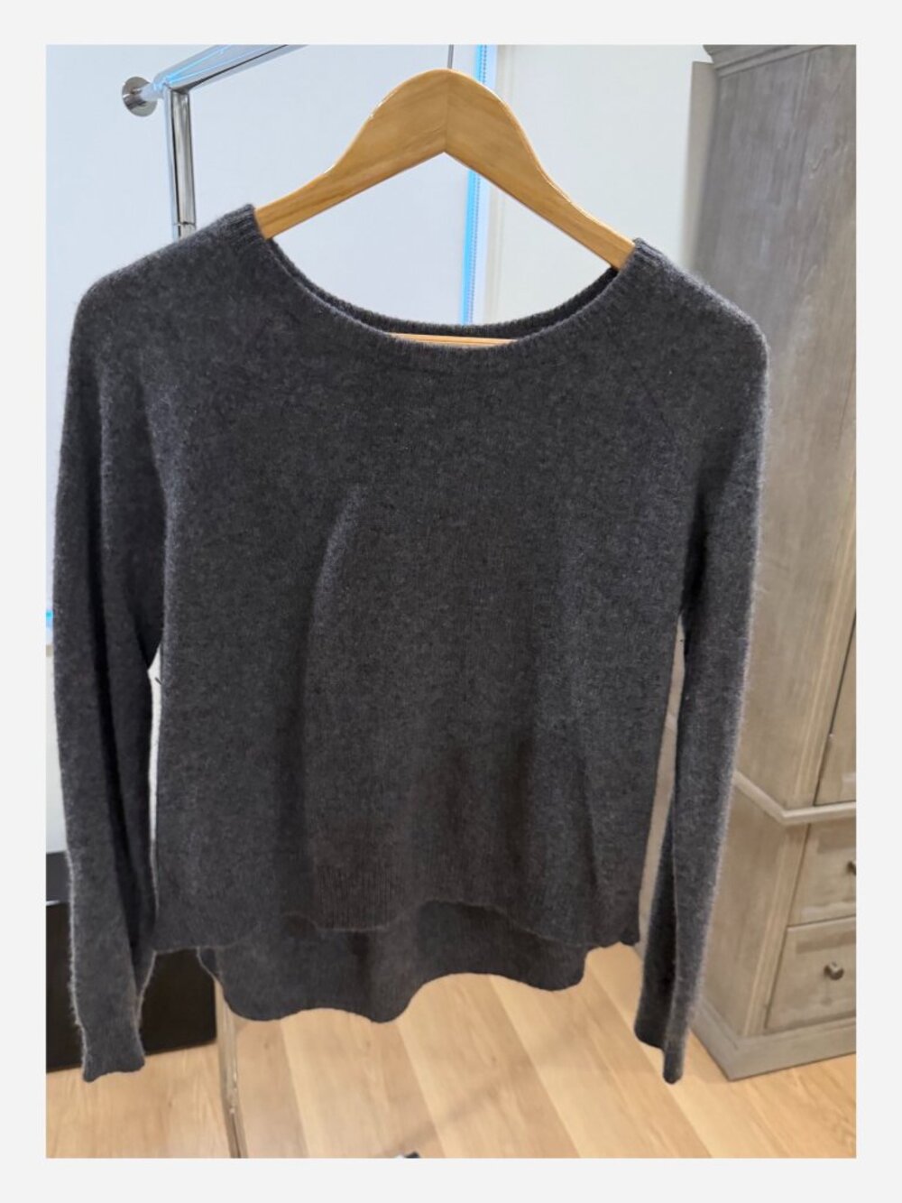 AQUA Charcoal Gray Cashmere Back Keyhole Crewneck Sweater M